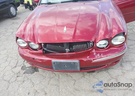 2004 Jaguar X-Type 3.0 z USA, uszkodzony, nr VIN SAJEA51C34WD92035